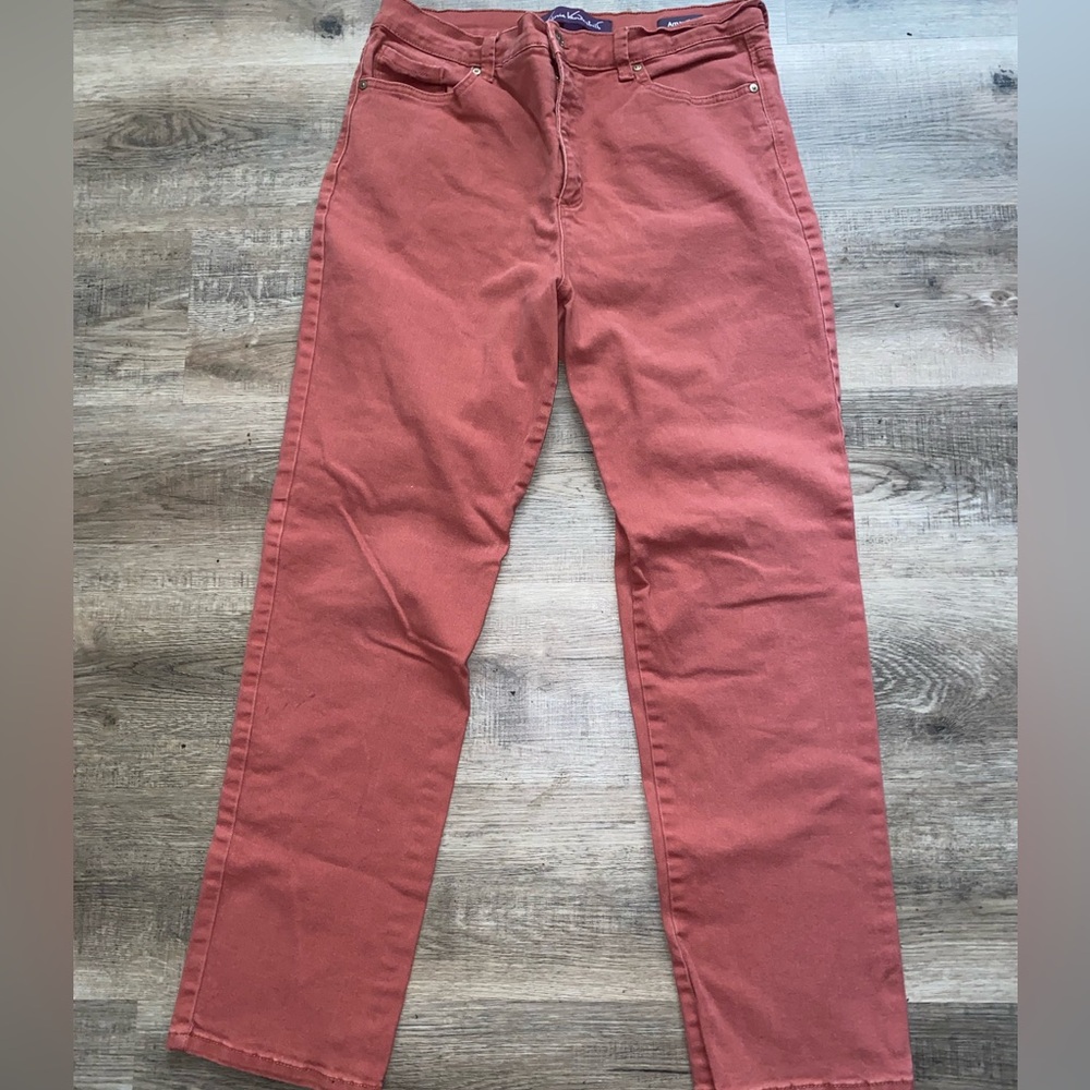 Gloria Vanderbilt Women's Pants Bundle - Coral, White, Black, Burgundy - Picture 2 of 10